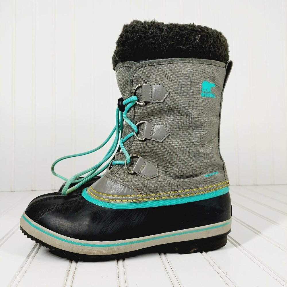 Sorel Waterproof Faux Fur Lace Up Winter Boots H576